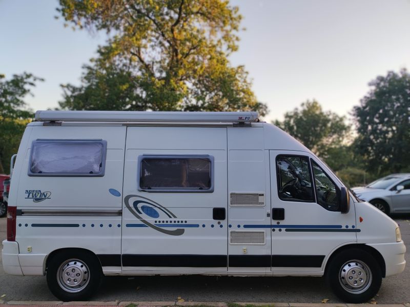 En venta Adria Fiat Ducato 2.8JTD MAXI ADRIA TWIN Blanco 2006 Madrid foto 14