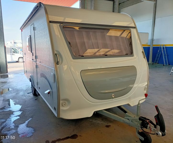En venta Across SAFARI 430 DL Blanco 2023 Valencia foto 2