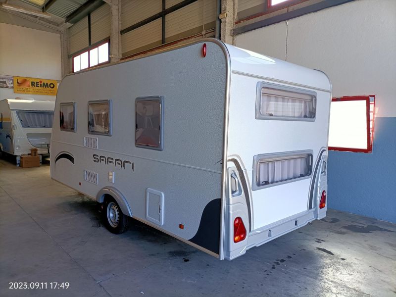 En venta Across SAFARI 430 DL Blanco 2023 Valencia foto 3