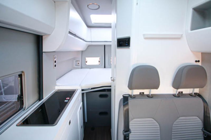 En venta Volkswagen Grand California 600 Gris 2022 A Coruña foto 2