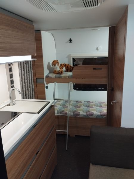 En venta Adria Altea 542 PK 2018 Blanco 2018 Barcelona foto 2