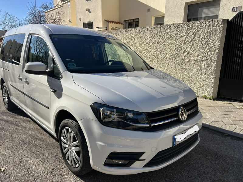 En venta Volkswagen Caddy Maxi Blanco 2016 Madrid foto 1