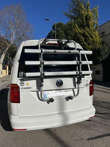 En venta Volkswagen Caddy Maxi Blanco 2016 Madrid foto 4