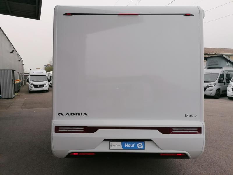 En venta Adria MATRIX AXESS 650DC OFERTA Km0 Blanco 2022 Guipúzcoa foto 3