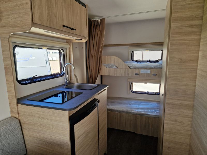 En venta Caravelair Alba 366. Caravana 750kg  2024 Madrid foto 6