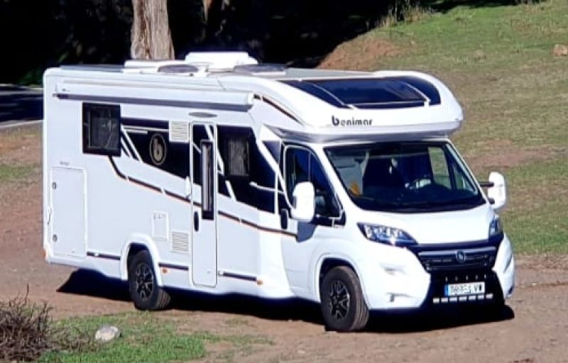 En venta Benimar MILEO 296 DESIGN Blanco 2022 Las Palmas foto 2