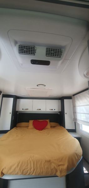 En venta Benimar MILEO 296 DESIGN Blanco 2022 Las Palmas foto 6