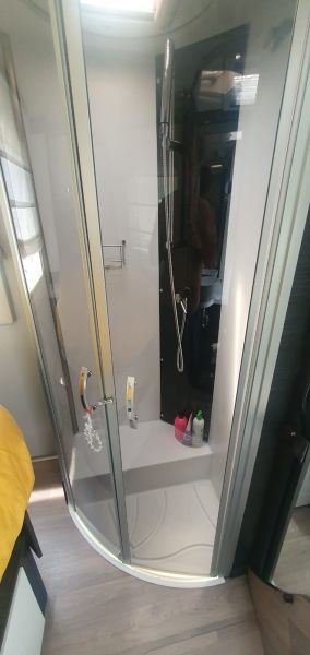 En venta Benimar MILEO 296 DESIGN Blanco 2022 Las Palmas foto 9