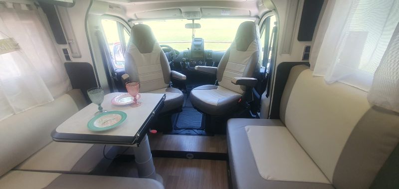 En venta Benimar MILEO 296 DESIGN Blanco 2022 Las Palmas foto 14