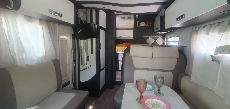 En venta Benimar MILEO 296 DESIGN Blanco 2022 Las Palmas foto 18