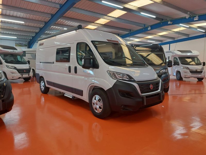 En venta Challenger CHALLENGER FIAT DUCATO V114 140 CV 2024 Blanco 2024 Barcelona foto 1