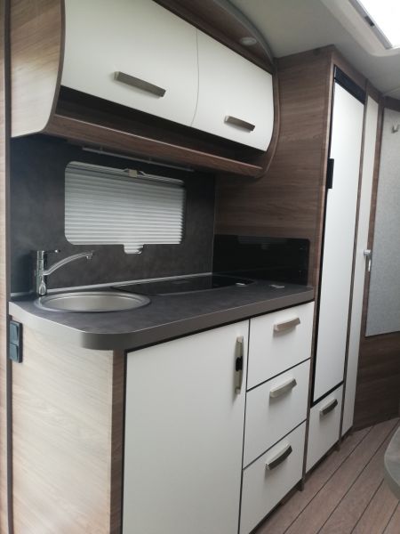 En venta Knaus 500 KD Blanco 2021 Murcia foto 4