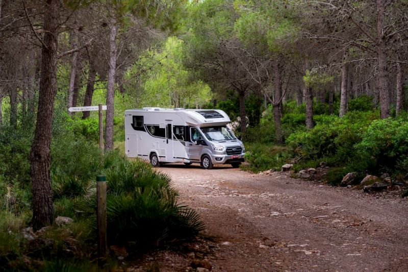 En venta Benimar Tessoro 468 2021 Nuevo Blanco Blanco 2021 Zaragoza foto 1