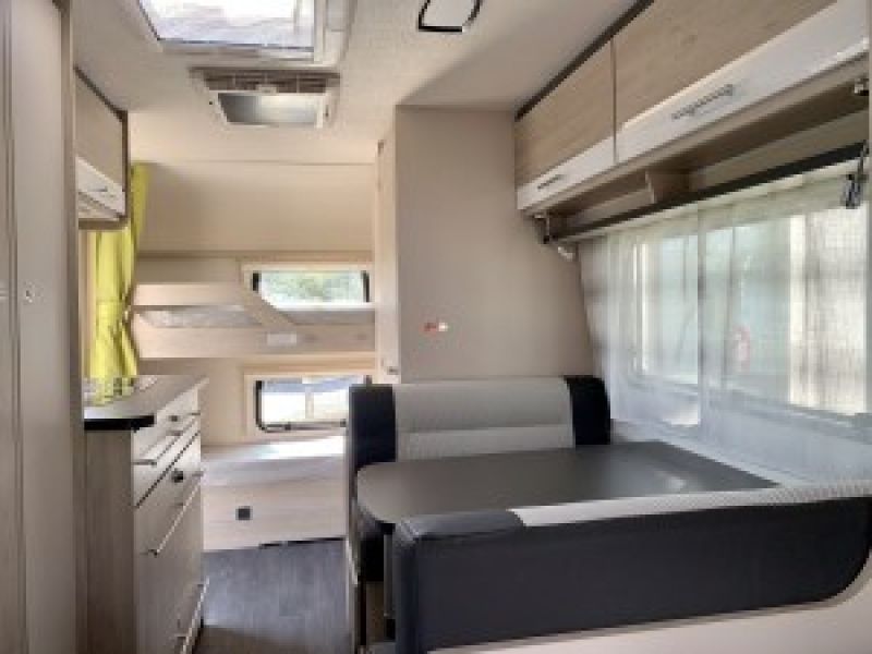 En venta Sterckeman Starlett Comfort 490 PE Blanco 2020 Vizcaya foto 2