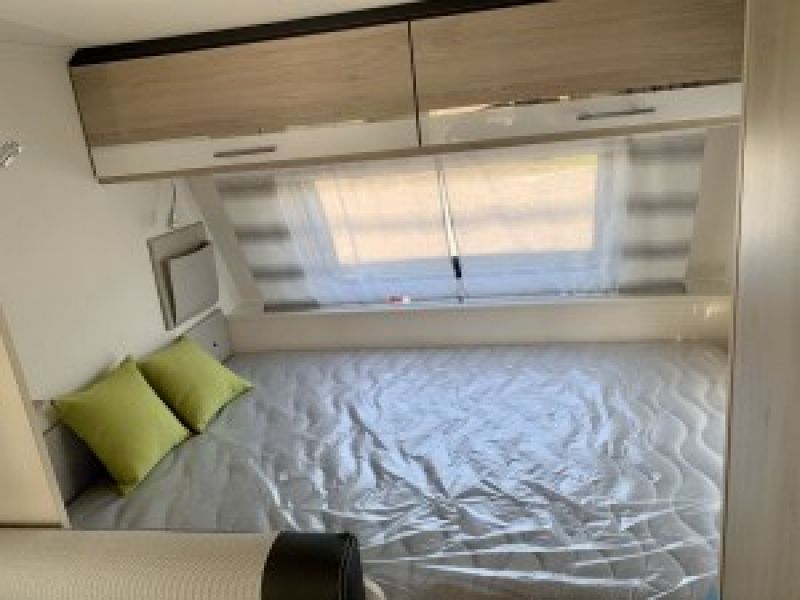 En venta Sterckeman Starlett Comfort 490 PE Blanco 2020 Vizcaya foto 3