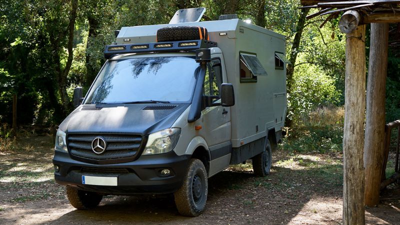 En venta Mercedes-Benz Sprinter 4x4 Rhino Gris 2021 Sevilla foto 3